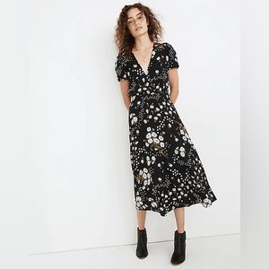 MADEWELL Puff Sleeve Wrap-Front Mid-Length Dress in Polka Daisies